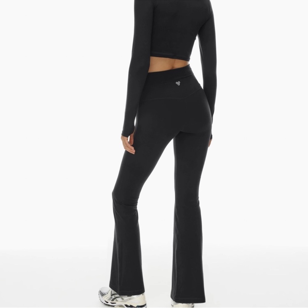 ISO: Tnalife cheeky hi rise flare leggings